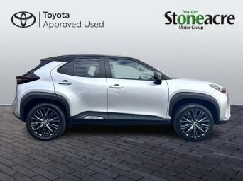 Toyota Yaris Cross 1.5 VVT-h Dynamic SUV 5dr Petrol Hybrid E-CVT AWD Euro 6 (s/s) (116 ps) NU72KTA Image 2