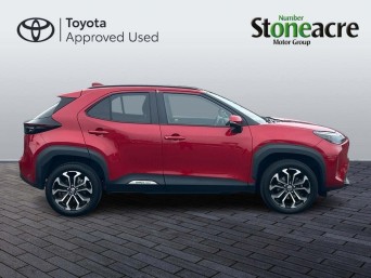 Toyota Yaris Cross 1.5 Hybrid Design 5dr CVT NG73WLD Image 2