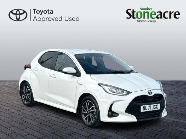 Toyota Yaris 1.5 Hybrid Design 5dr CVT NL71JGX Image 1