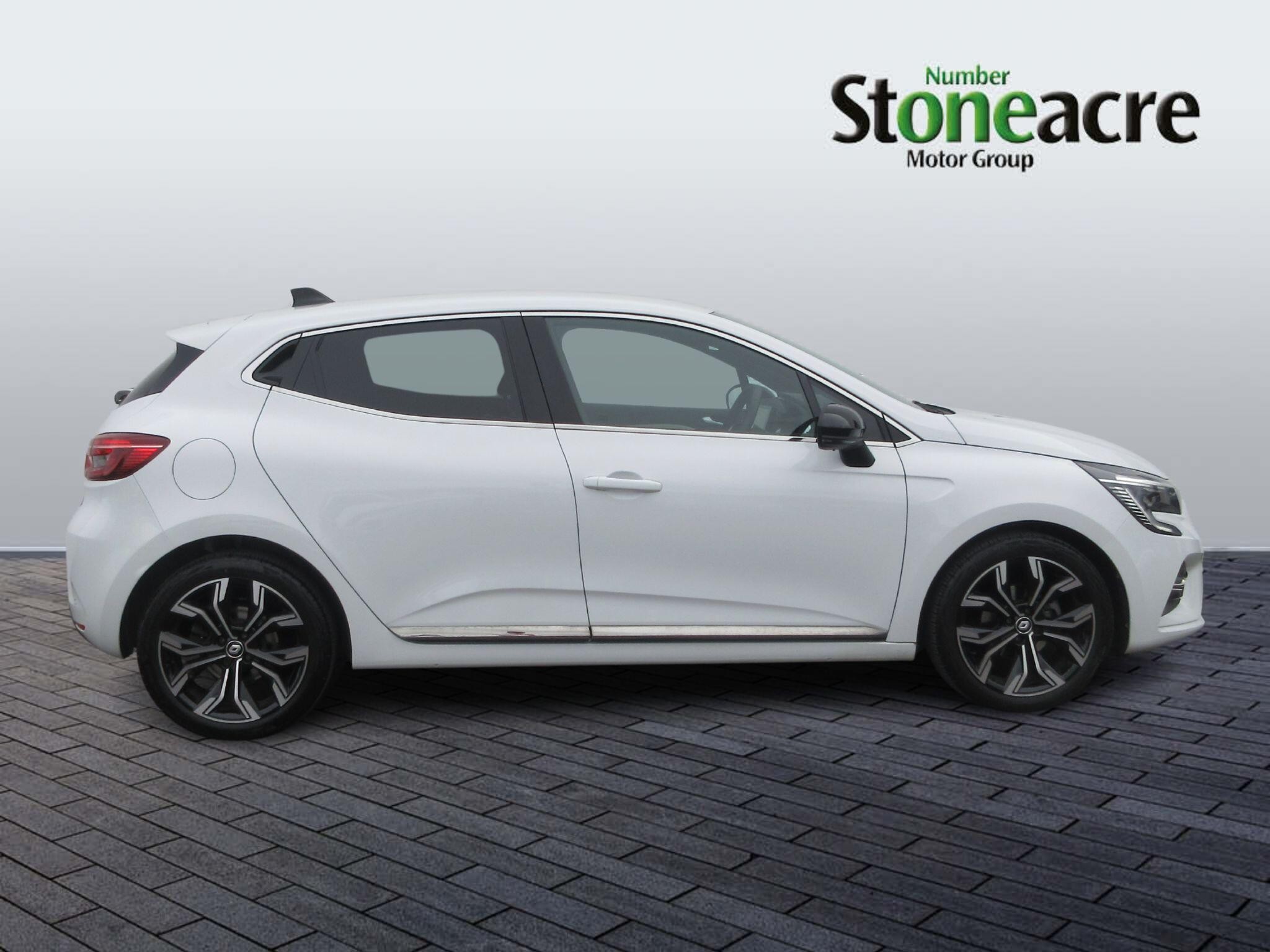 Renault Clio Image 2