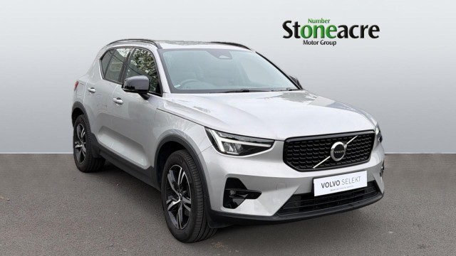 Volvo XC40 2.0 B4 MHEV Plus DCT Auto AWD Euro 6 (s/s) 5dr YK72BDO Image 1