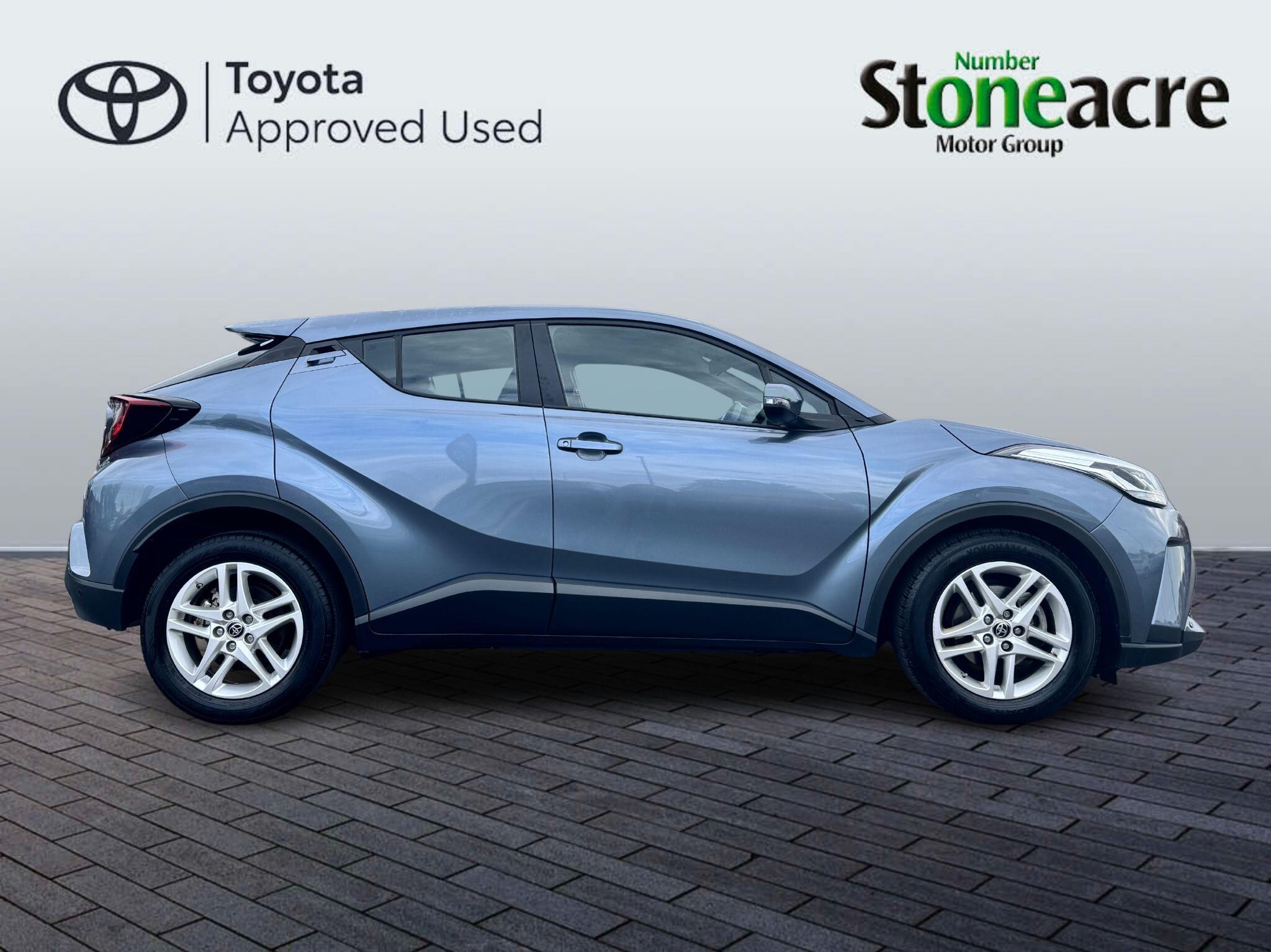 Toyota C-HR Self-Charging Hybrid Image 2
