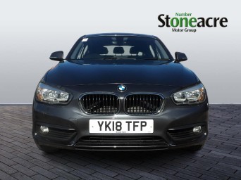 BMW 1 Series 2.0 118d SE Euro 6 (s/s) 5dr YK18TFP Image 2