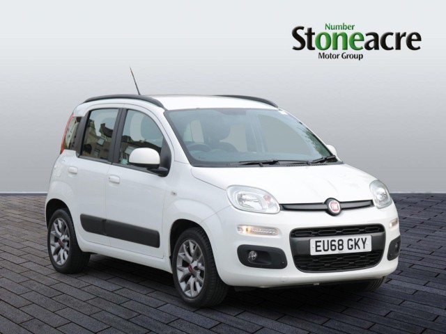 Fiat Panda 1.2 Lounge 5dr EU68GKY Image 1