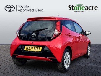 Toyota Aygo 1.0 VVT-i x-play Hatchback 5dr Petrol Manual Euro 6 (s/s) (71 ps) NX71XOU Image 3