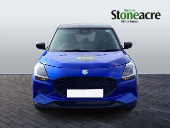 Suzuki Swift 1.2 MHEV Motion Euro 6 (s/s) 5dr null Image 2