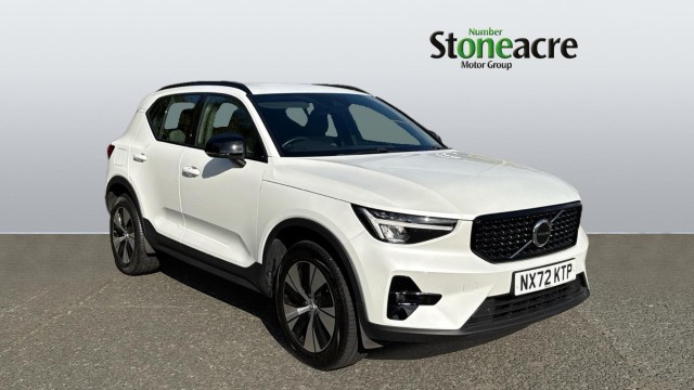 Volvo XC40 Plus T4 (211 hp) Auto NX72KTP Image 1