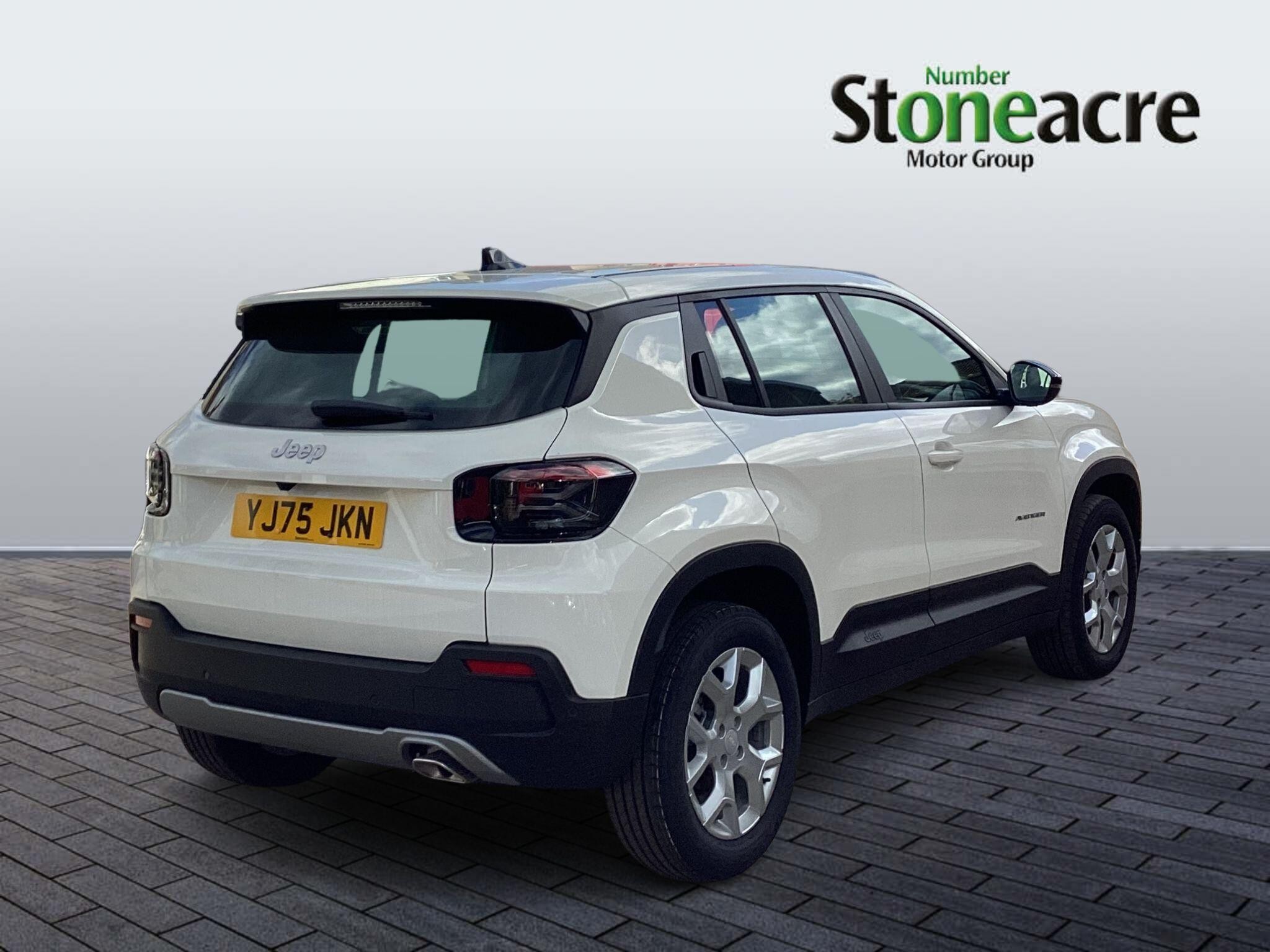 Jeep Avenger e-Hybrid Image 2