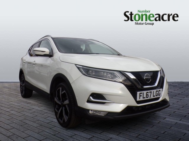 Nissan Qashqai 1.5 dCi Tekna SUV 5dr Diesel Manual Euro 6 (s/s) (110 ps) FL67LGG Image 1