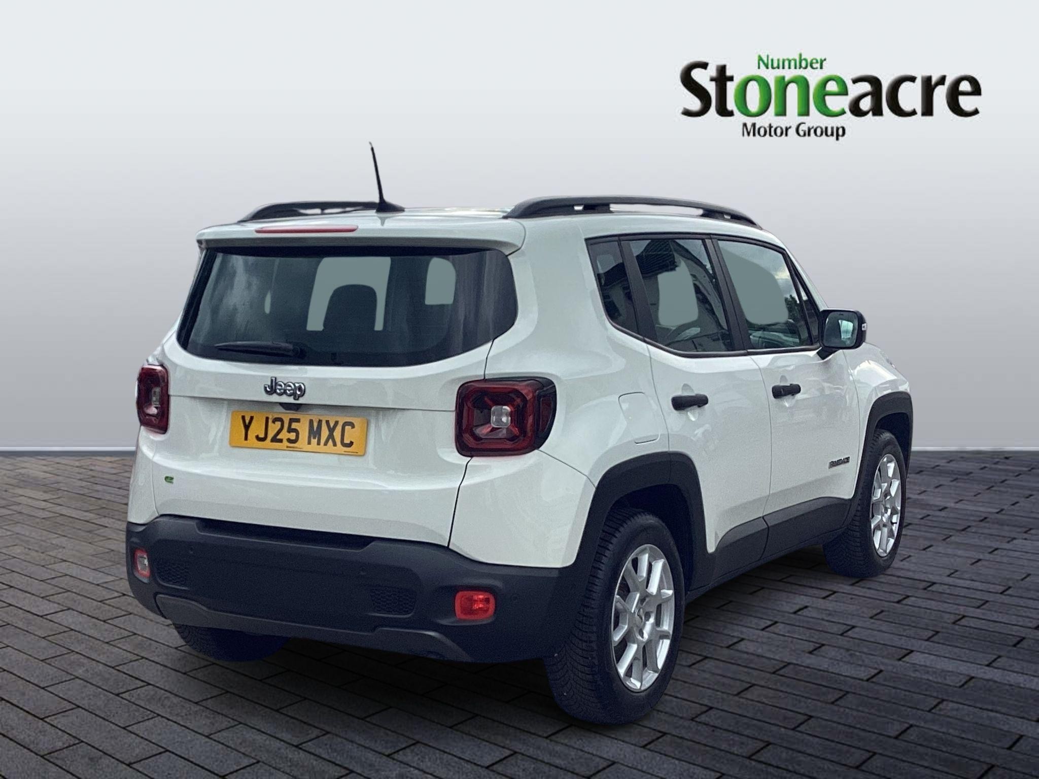Jeep Renegade Image 3
