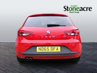 SEAT Leon 1.4 TSI FR Black Technology Euro 6 (s/s) 5dr ND65DFA Image 3