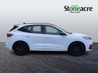 Ford Kuga 1.5T EcoBoost Black Package Edition Euro 6 (s/s) 5dr BL73VBE Image 2