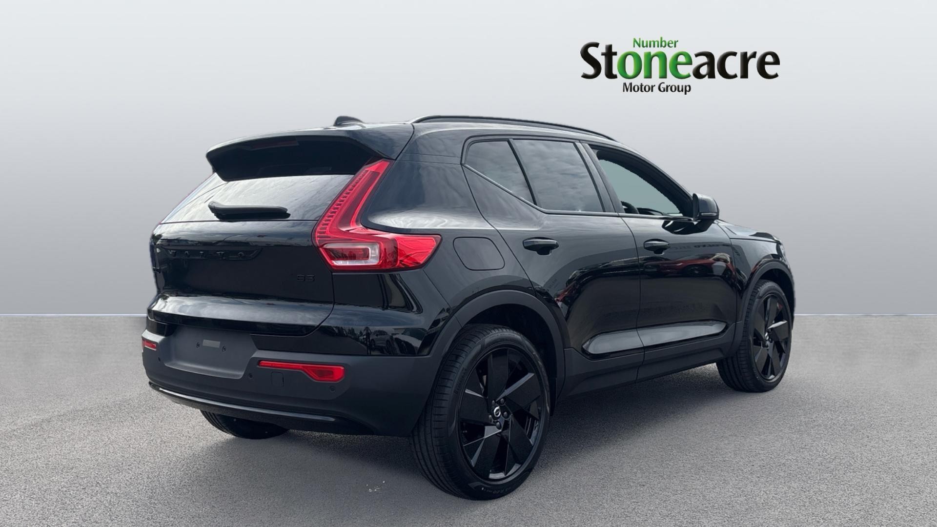 Volvo XC40 Image 2