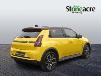 Renault 5 E-Tech Electric comfort range 52kWh techno Auto 5dr PL75YYY Image 3