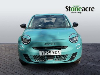 Fiat 600 1.2 MHEV e-DCT Euro 6 (s/s) 5dr YP25WCA Image 2