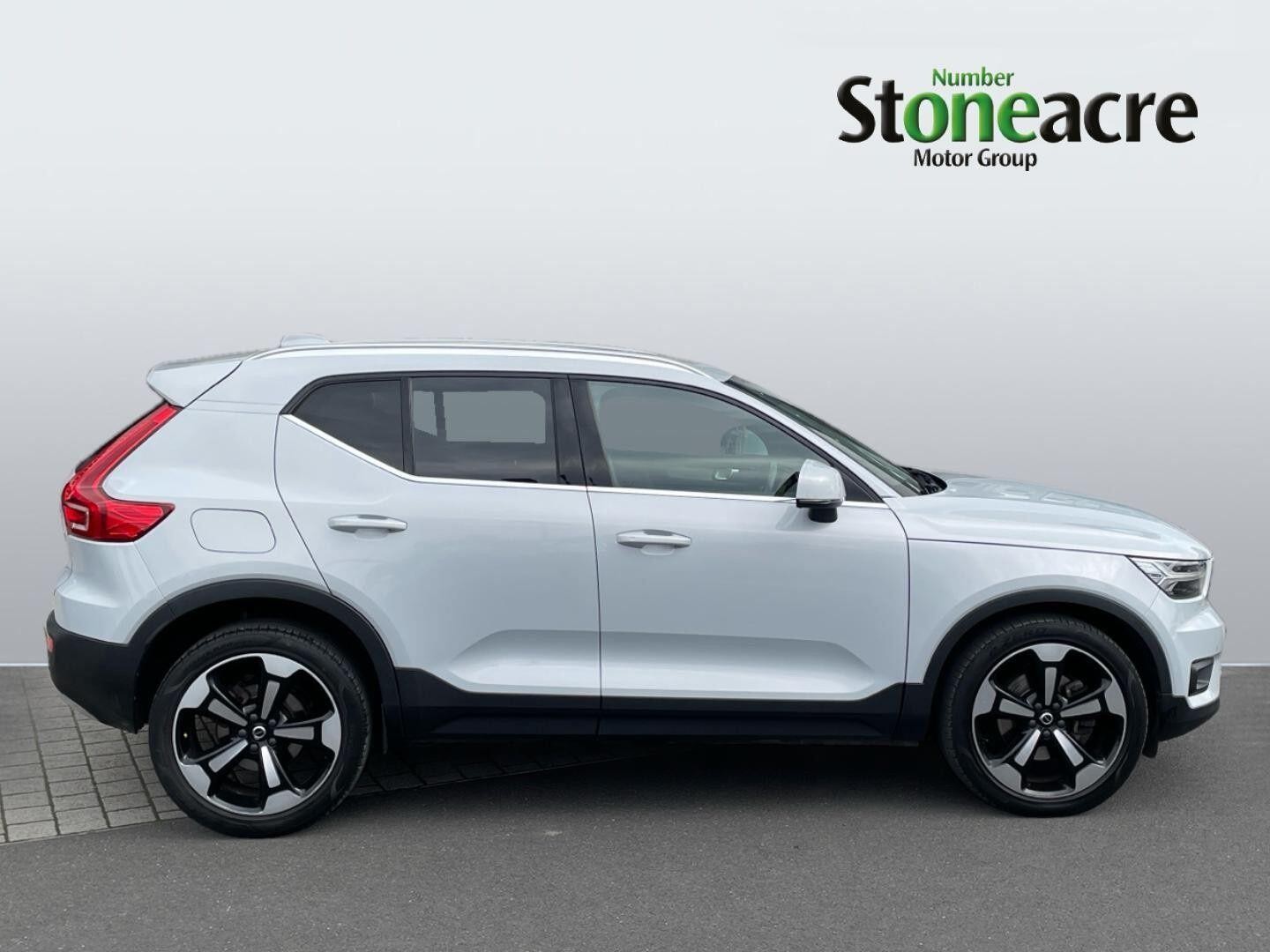 Volvo XC40 Image 3