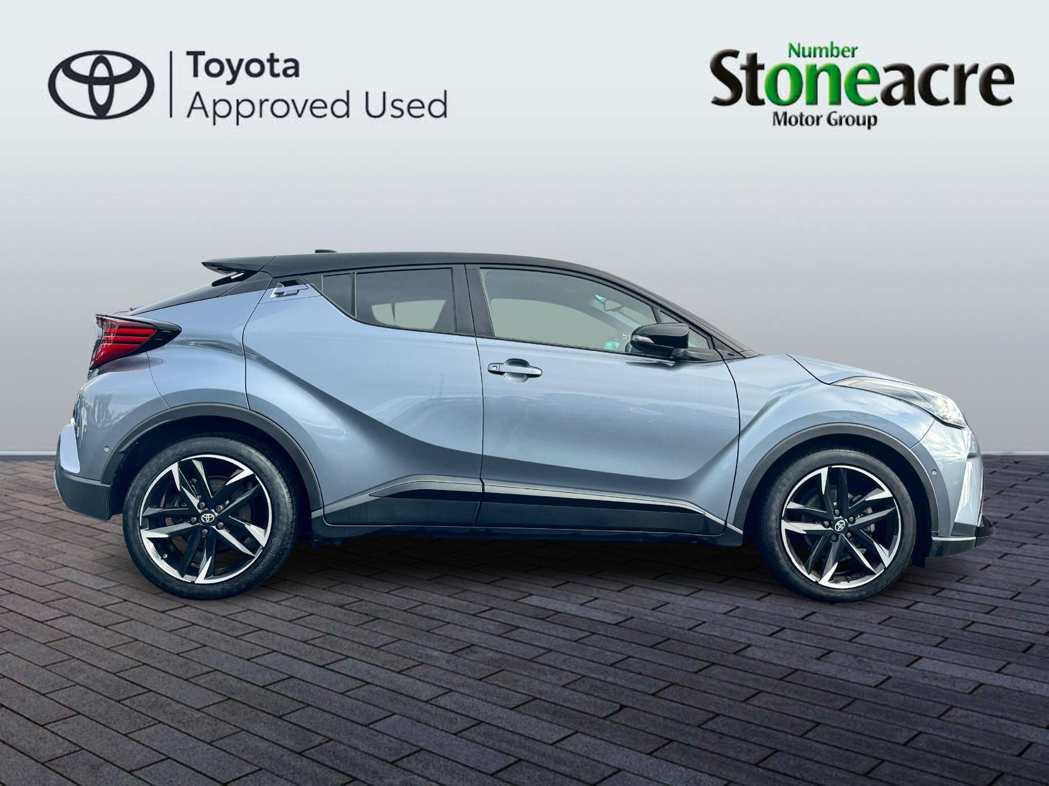Toyota C-HR Self-Charging Hybrid Image 2