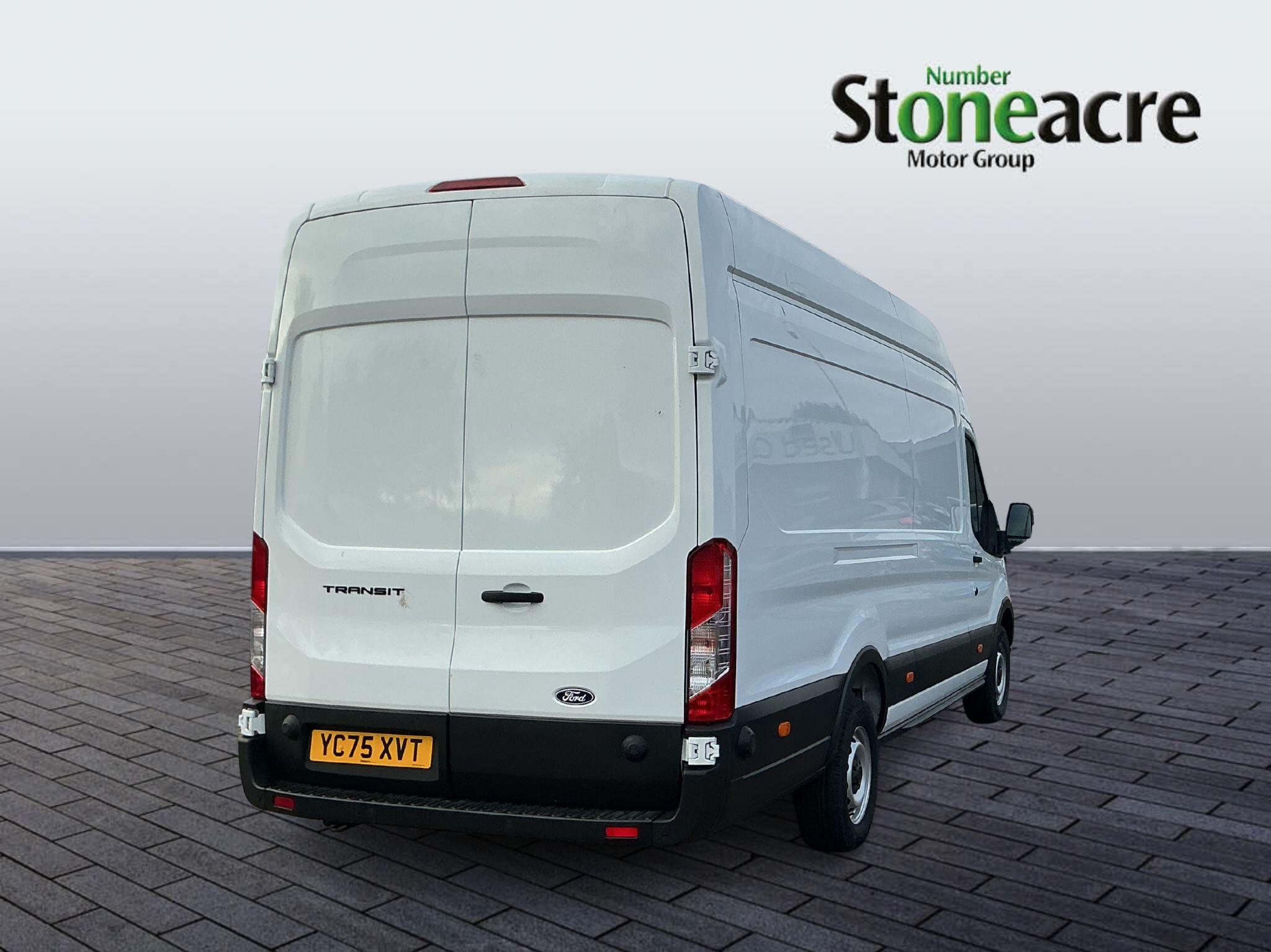 Ford Transit Image 3