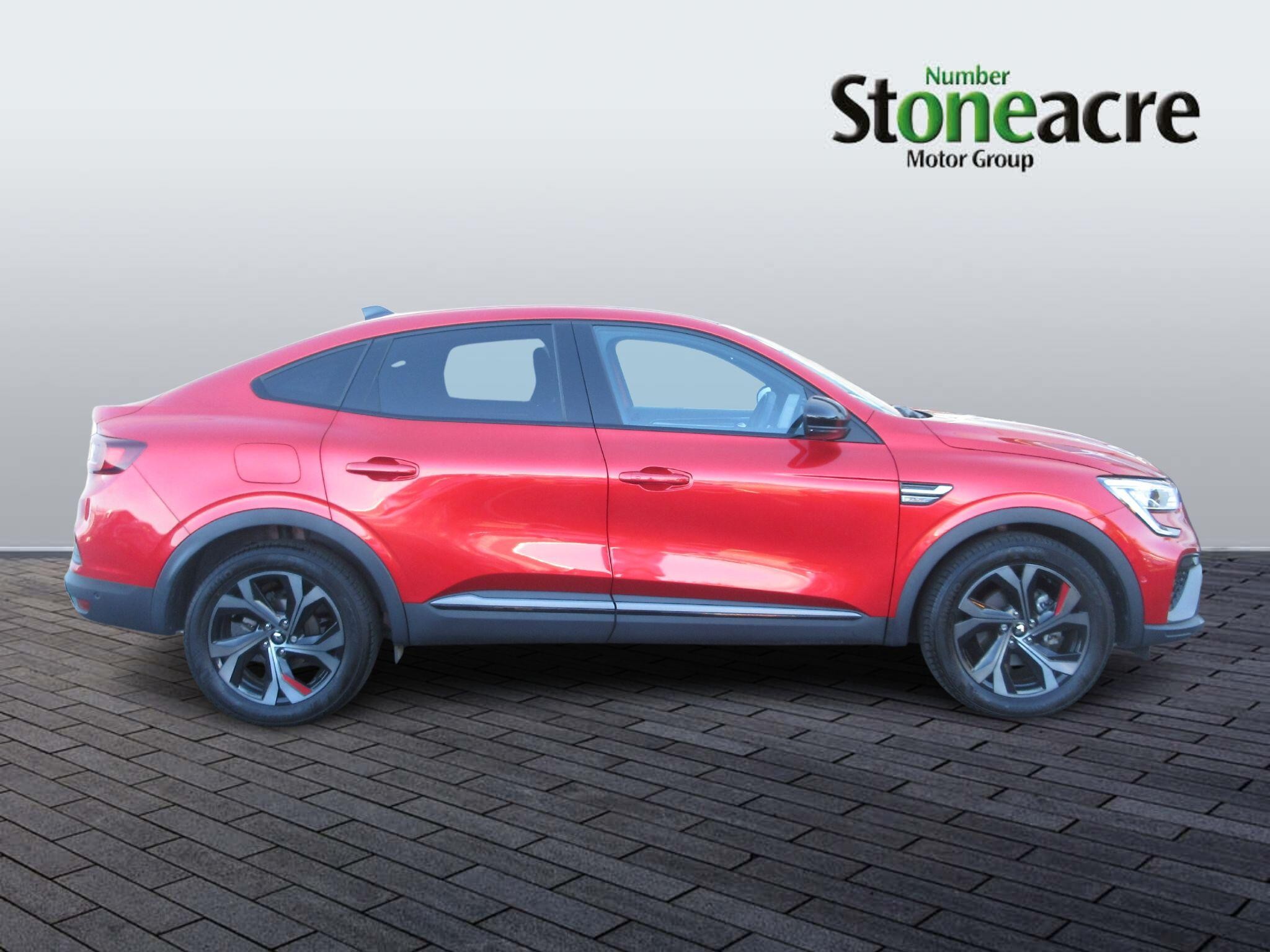 Renault Arkana E-Tech Image 2