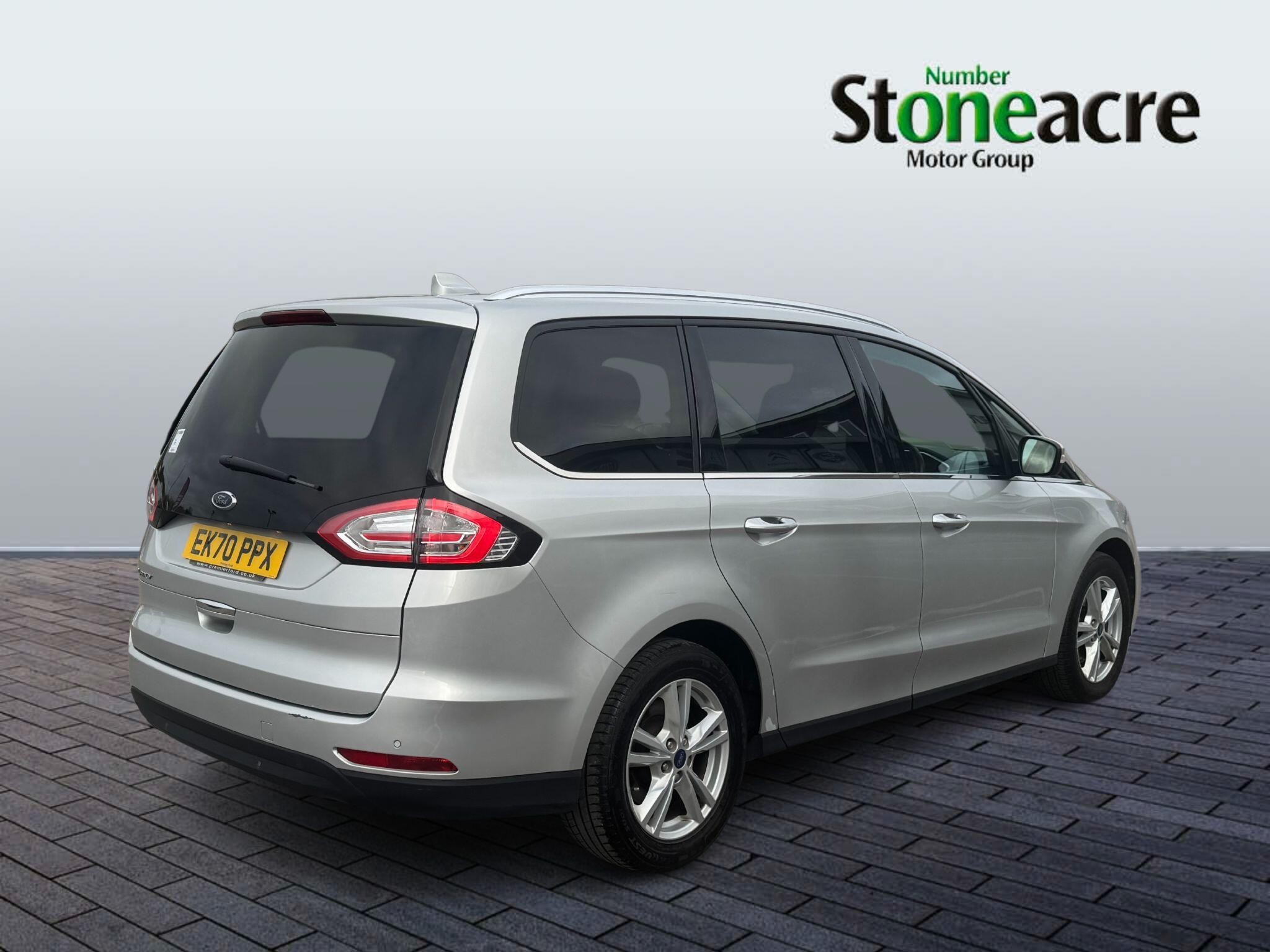 Ford Galaxy Image 3