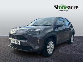 Toyota Yaris Cross 1.5 VVT-h Icon SUV 5dr Petrol Hybrid E-CVT Euro 6 (s/s) (116 ps) YP71VKX Image 3