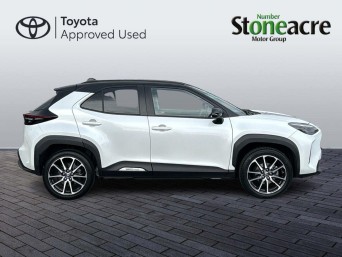 Toyota Yaris Cross 1.5 Hybrid GR Sport 5dr CVT NA23YGT Image 2