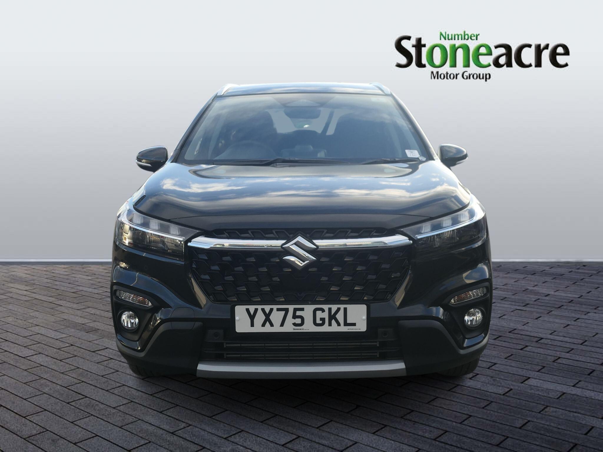 Suzuki S-Cross Image 2