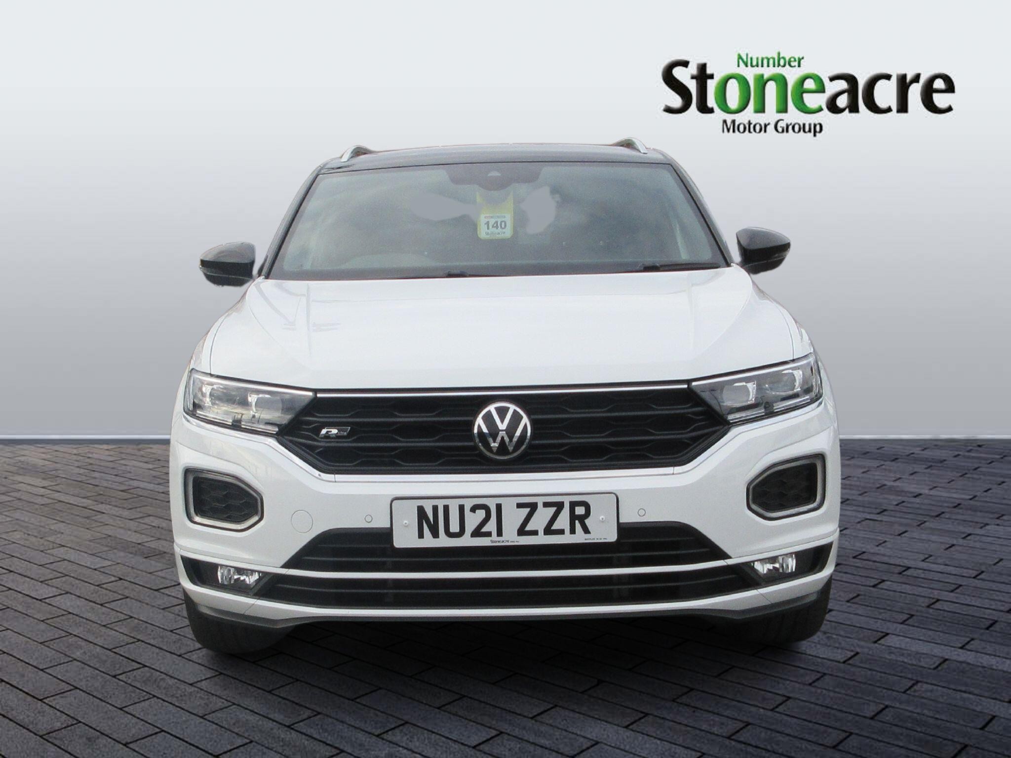 Volkswagen T-Roc Image 2