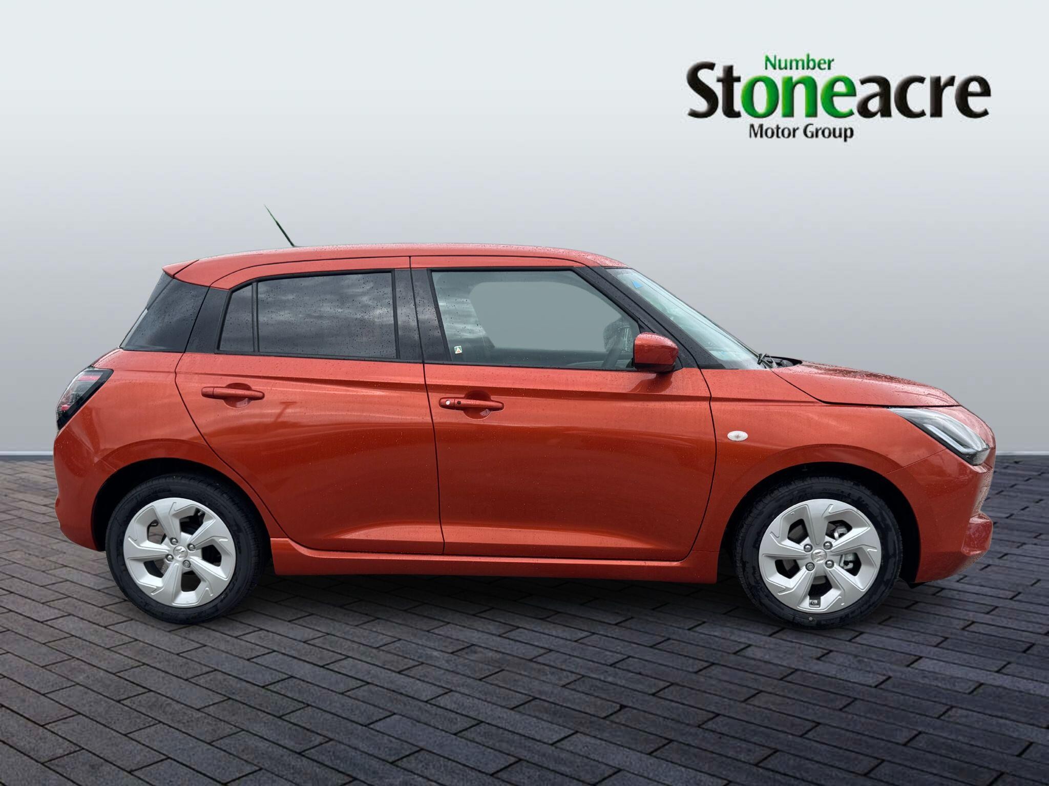 Suzuki Swift Image 2