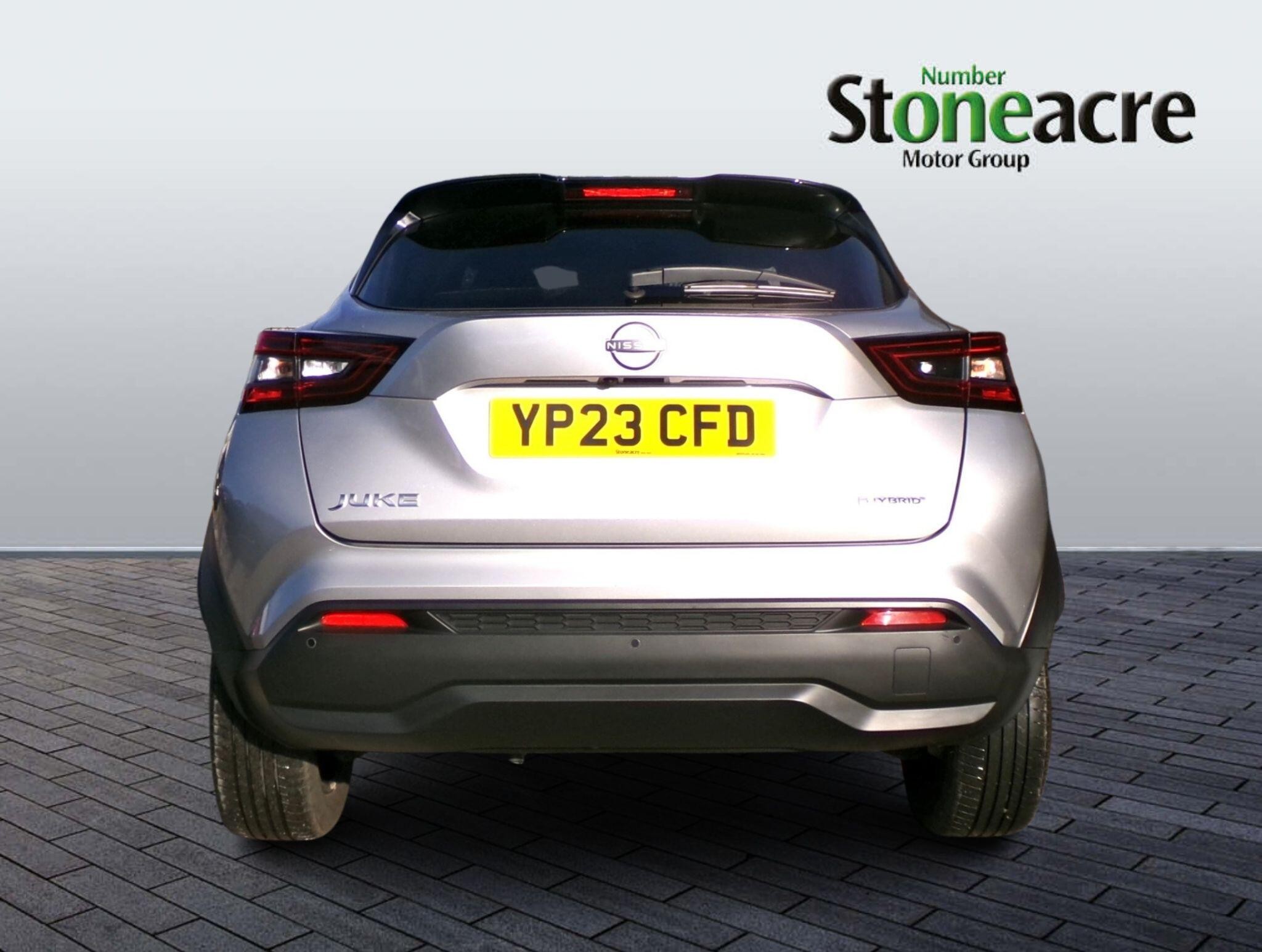 Nissan Juke Hybrid Image 3