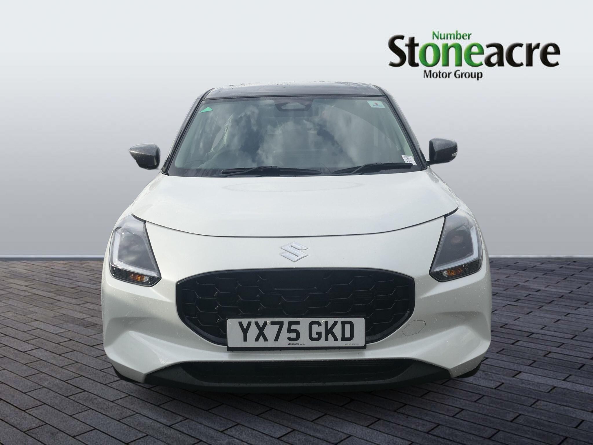 Suzuki Swift Image 2