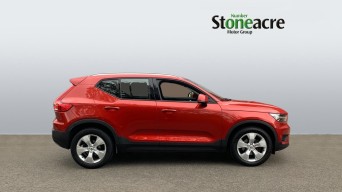 Volvo XC40 1.5 T3 [163] Momentum 5dr NK70SZE Image 3