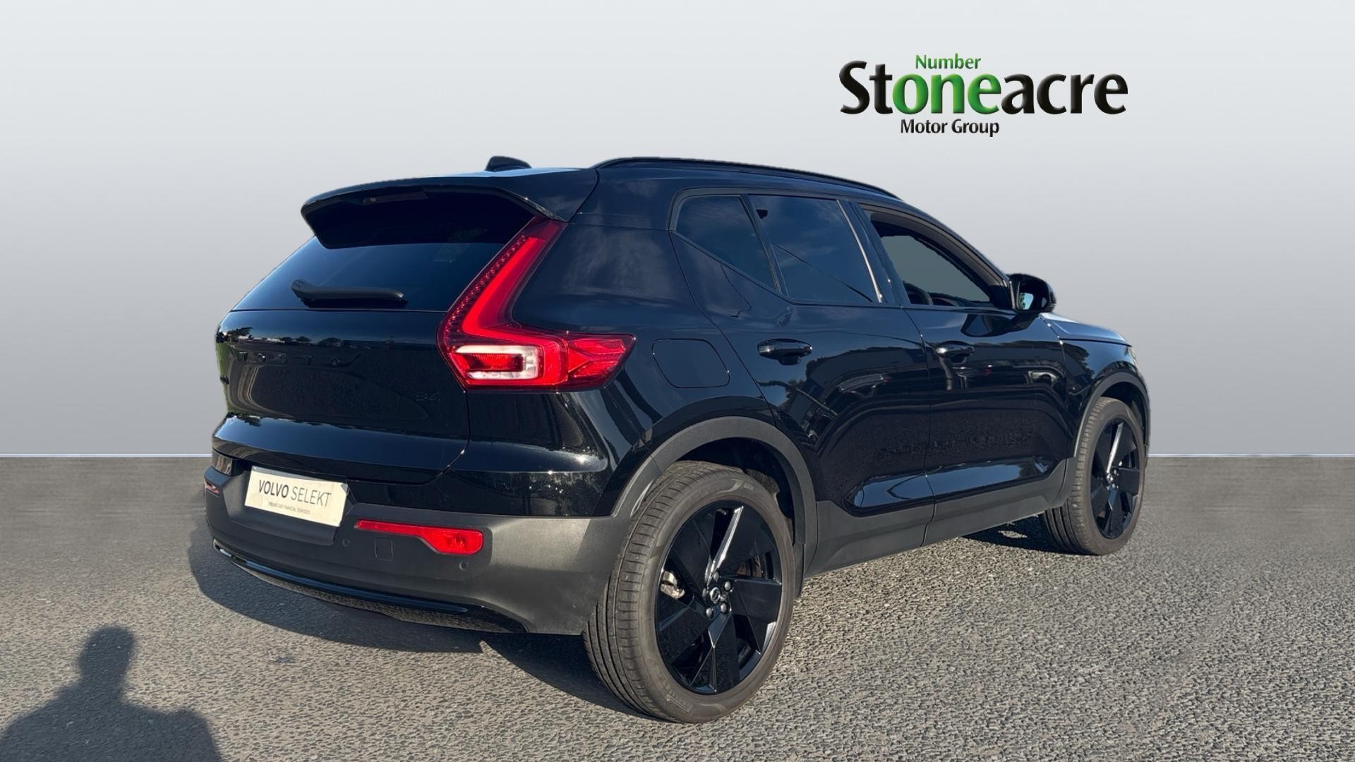 Volvo XC40 Image 2