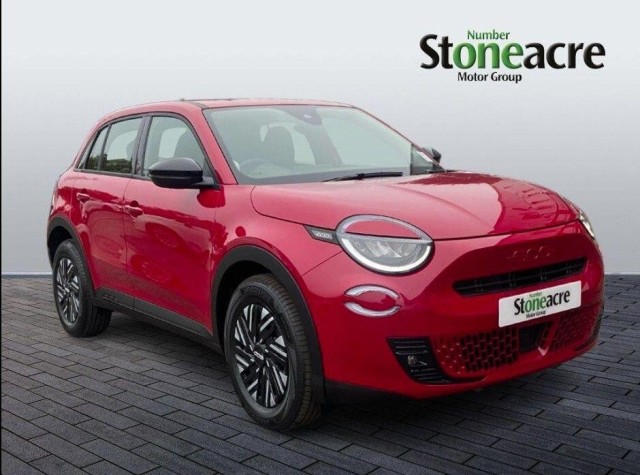 Fiat 600e 54kWh RED Auto 5dr FJ75KDU Image 1