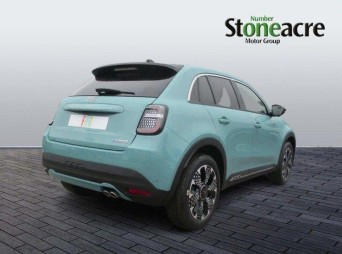 Fiat 600 1.2 MHEV La Prima e-DCT Euro 6 (s/s) 5dr FJ75JYV Image 3