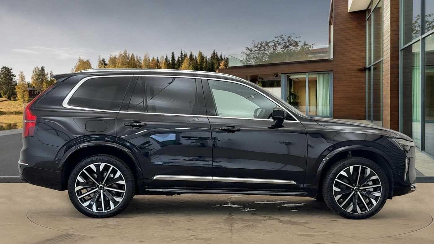 Volvo XC90 Image 2