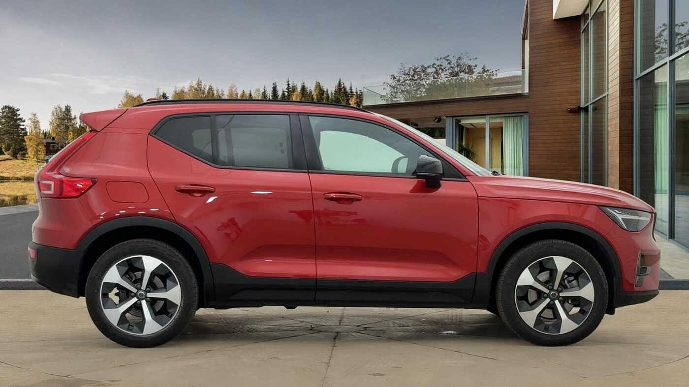 Volvo XC40 Image 2