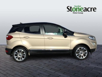 Ford EcoSport 1.0 EcoBoost 125 Titanium 5dr YJ69MOV Image 2