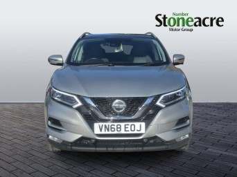 Nissan Qashqai 1.5 dCi Tekna SUV 5dr Diesel Manual Euro 6 (s/s) (115 ps) VN68EOJ Image 2