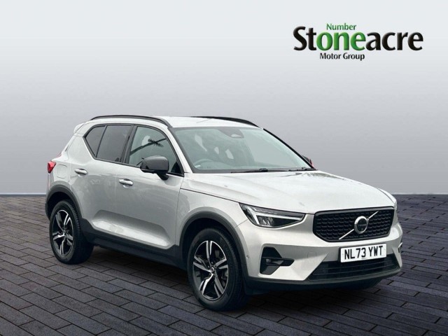 Volvo XC40 2.0 B3P Plus Dark 5dr Auto NL73YWT Image 1