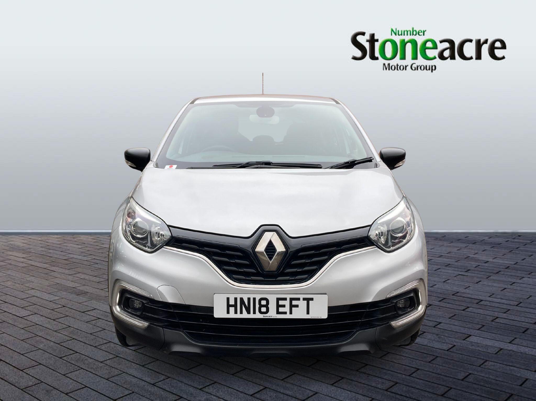 Renault Captur Image 2