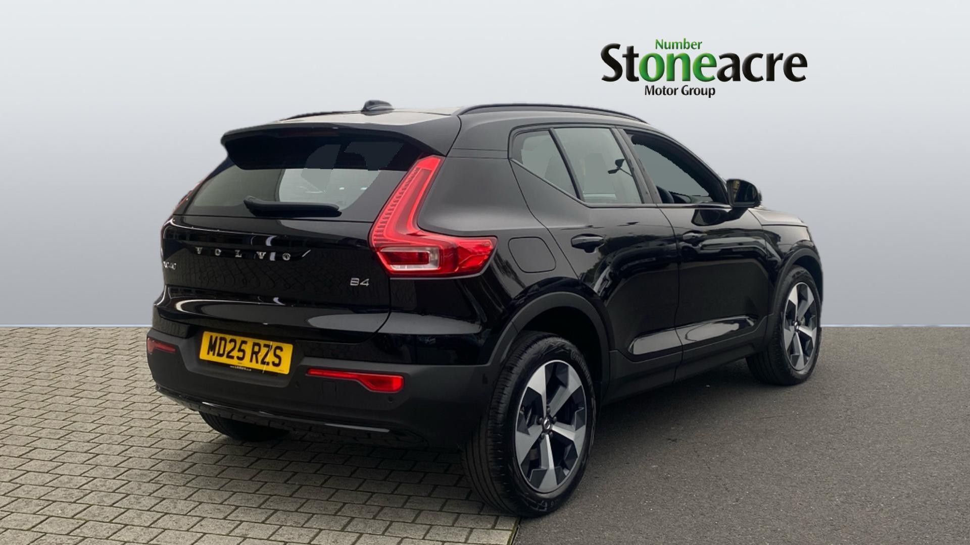 Volvo XC40 Image 2