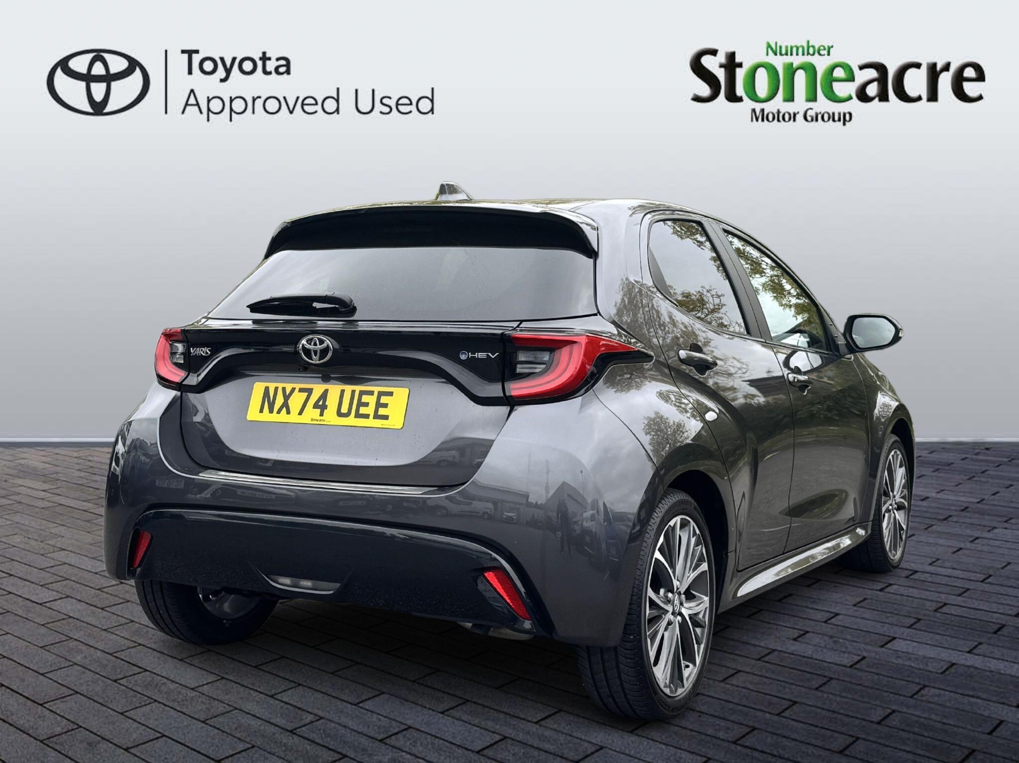 Toyota Yaris Image 3