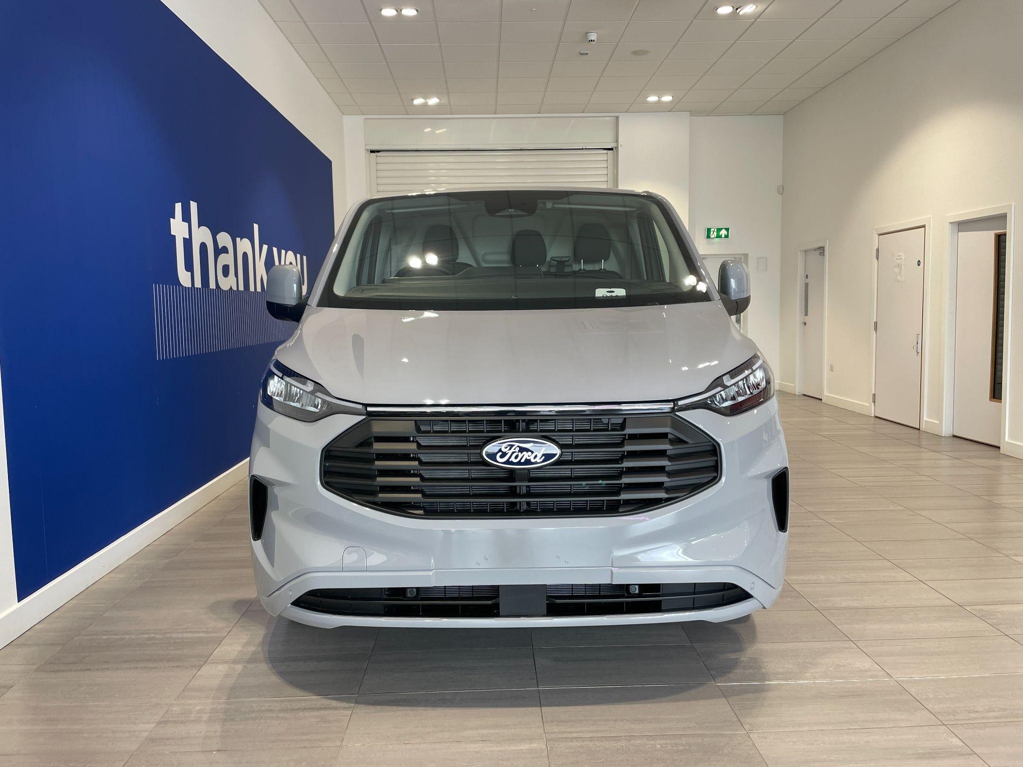 Ford Transit Custom Image 2