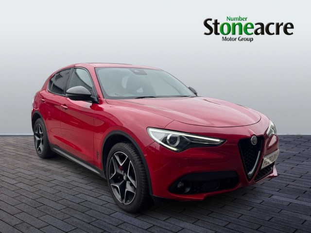 Alfa Romeo Stelvio 2.2 TD Ti Auto Q4 AWD Euro 6 (s/s) 5dr FL20DKF Image 1