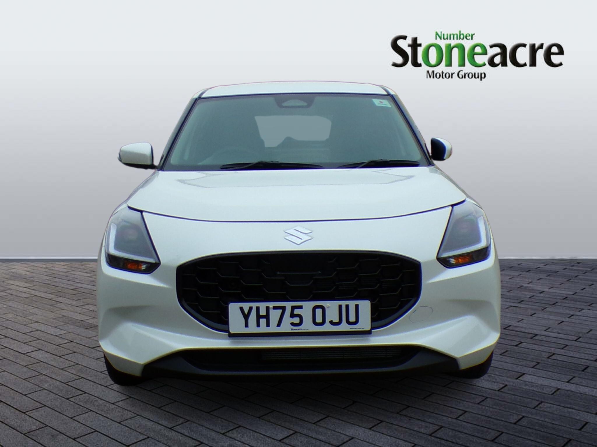 Suzuki Swift Image 2