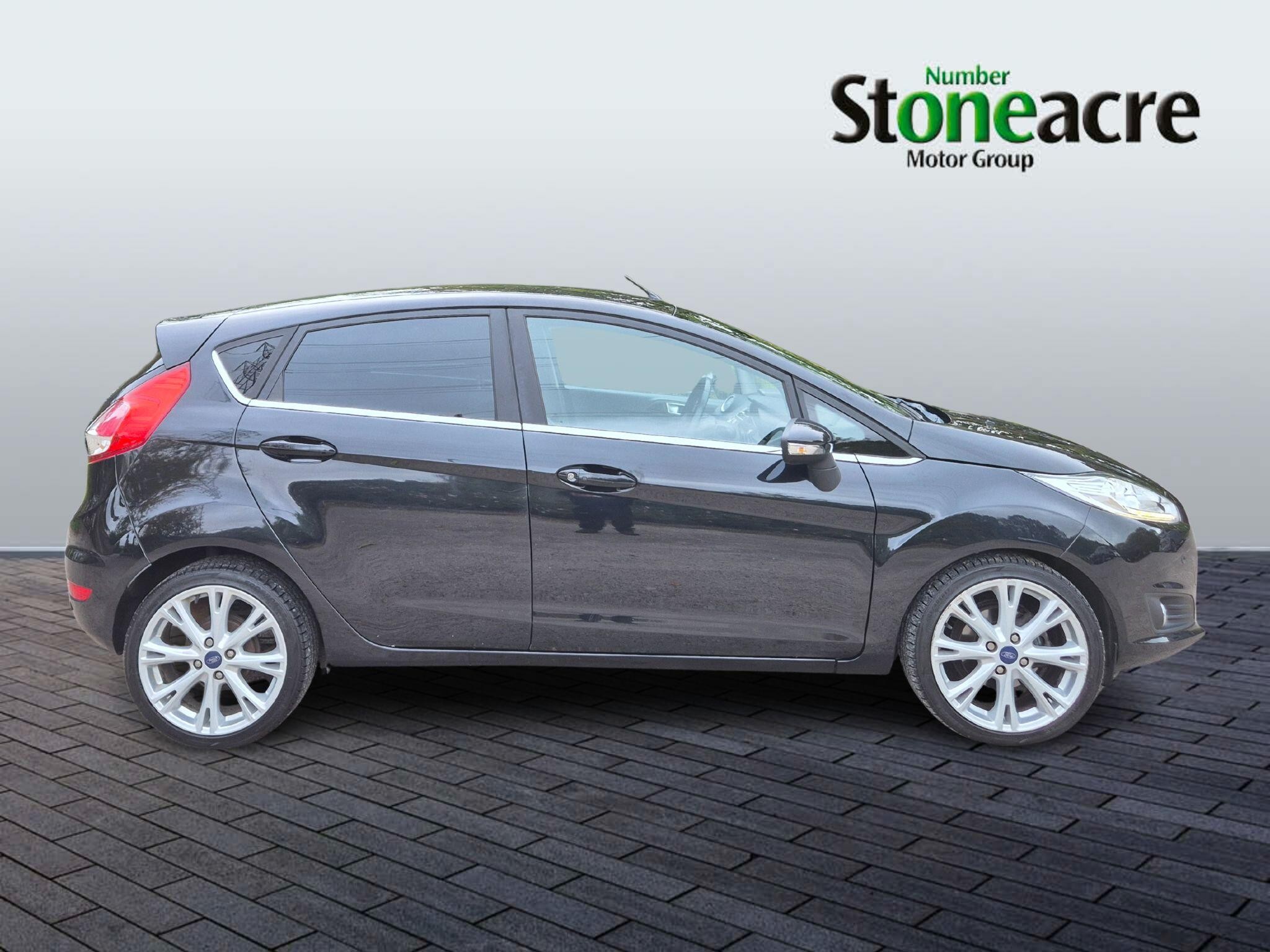 Ford Fiesta Image 2