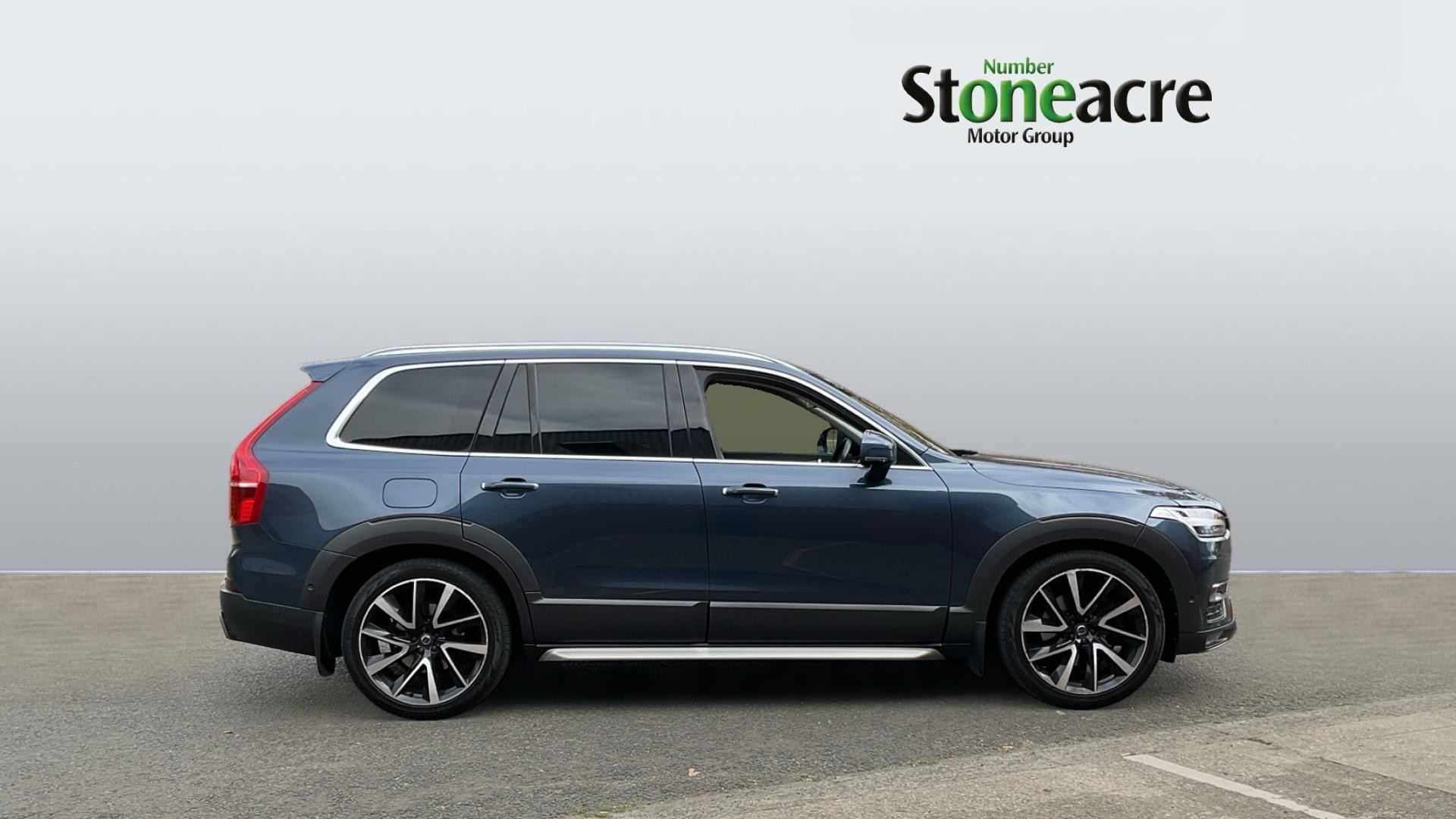 Volvo XC90 Image 3