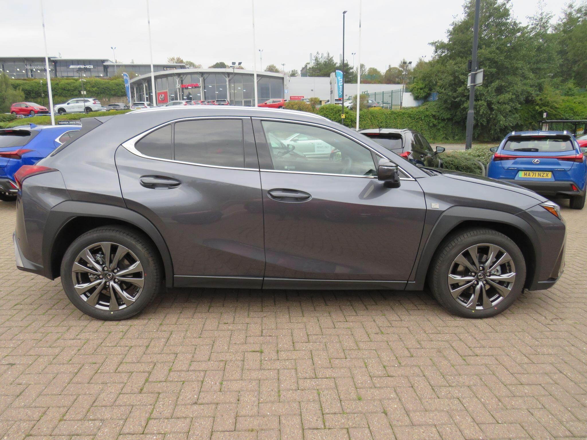 Lexus UX Self-Charging Hybrid Image 2