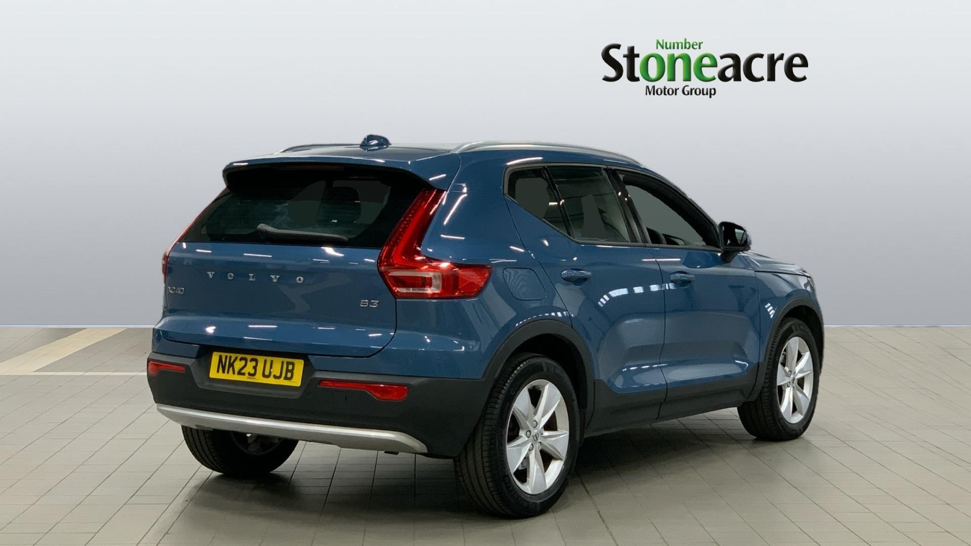 Volvo XC40 Image 2